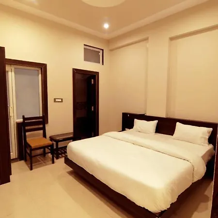 Hotel Maanvad Garh Udaipur Exterior photo