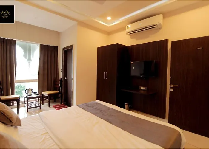 Hotel Maanvad Garh