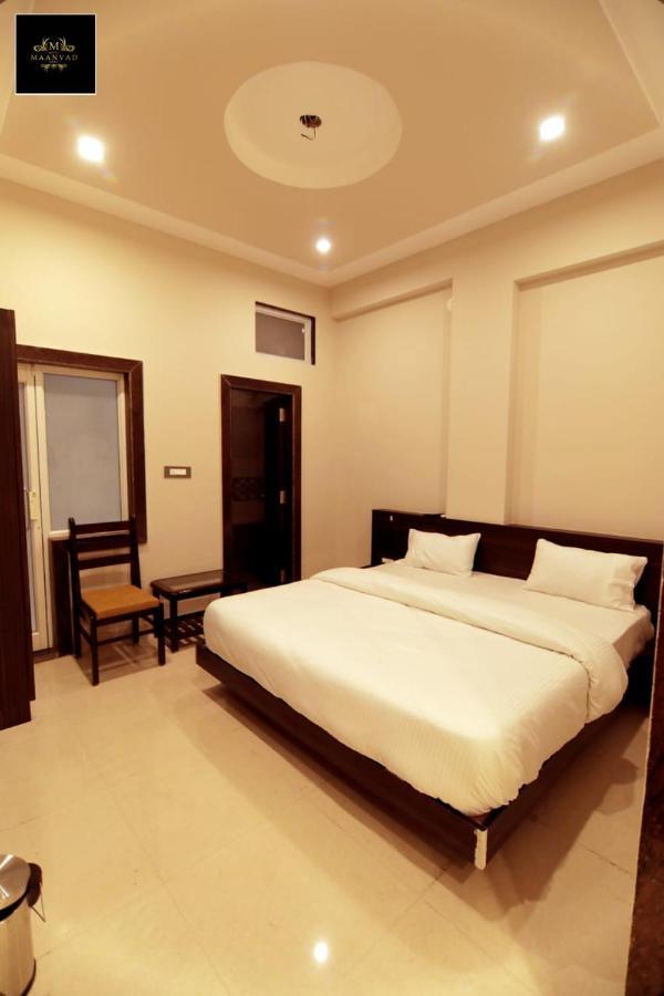 Hotel Maanvad Garh 2*